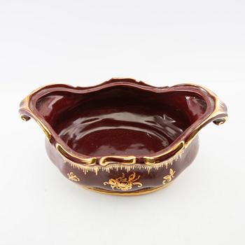 Tureen with lid Louis XV style mid-20th century porcelain.