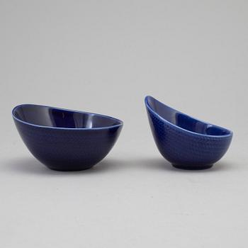 HERTHA BENGTSSON, servis, 21 delar, porslin, "Blå eld". Rörstrand.