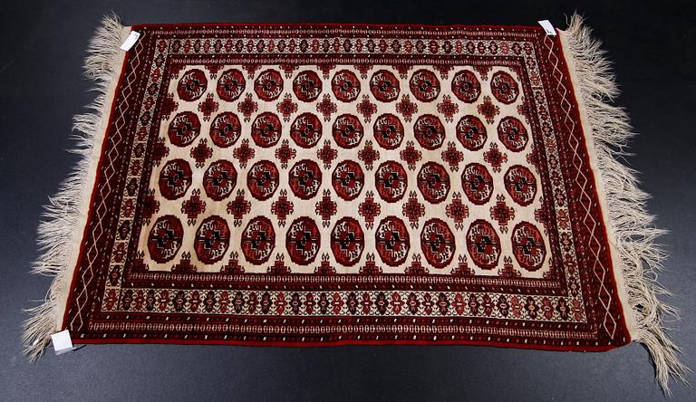 MATTA, bochara. Ca 188 x 128.