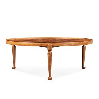 455. A Josef Frank walnut and burled wood sofa table, Svenskt Tenn, model 2139.