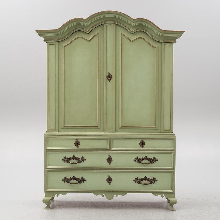 Cabinet, Rococo style, 20th century.