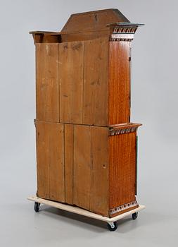 SKÅP, allmoge, 1800-tal.