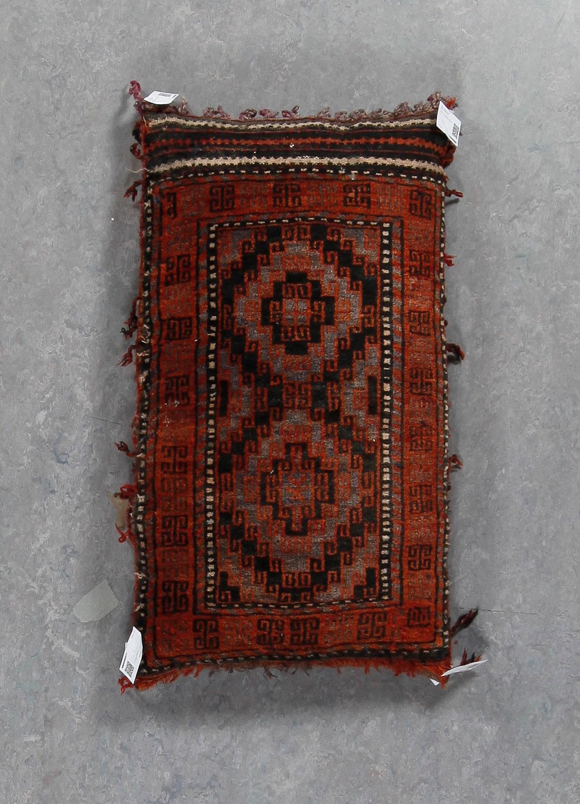 KUDDE, Orientalisk, 103x57 cm.