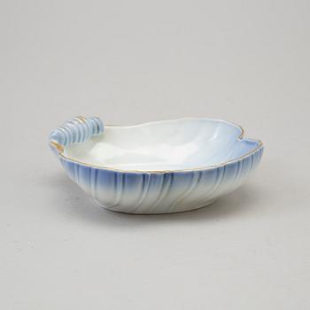 MATSERVIS samt TE/KAFFESERVIS, 76 delar, porslin, delar, "Blå Måsen", Bing o Gröndahl, Danmark.