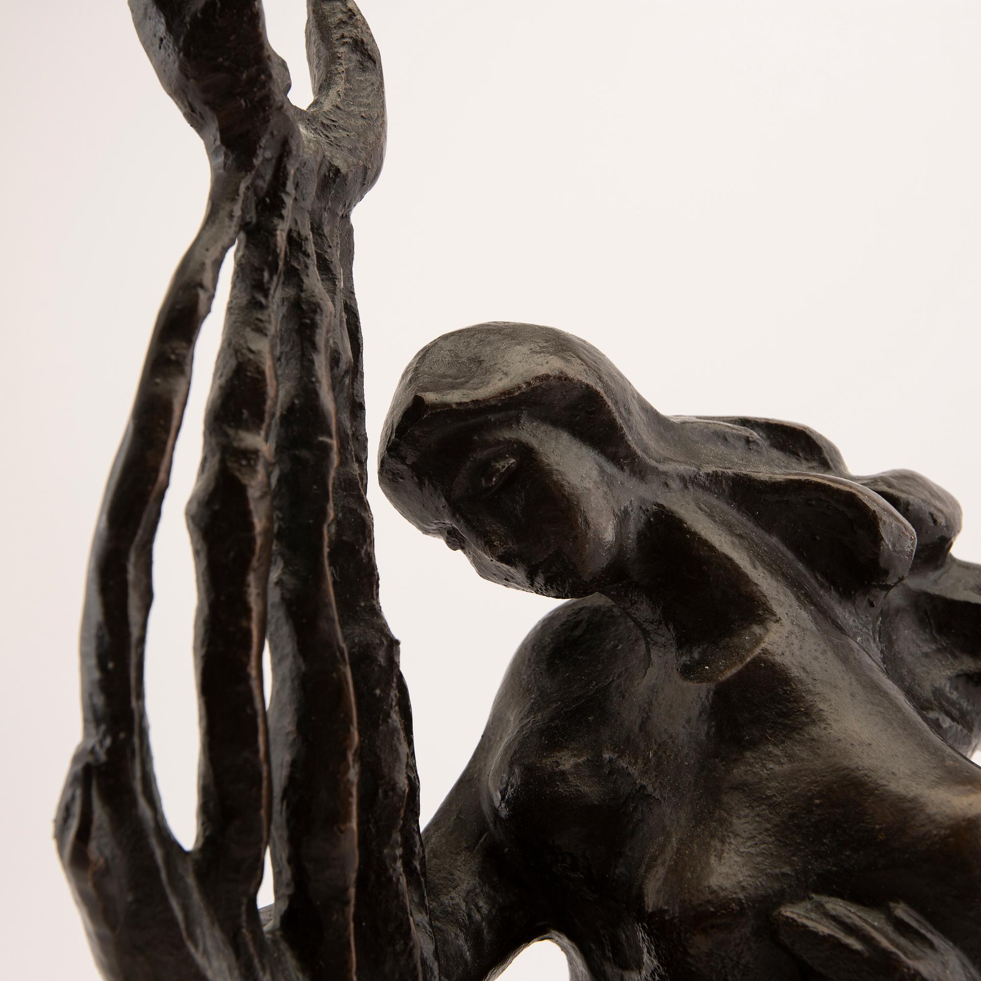 Mikko Koppali, skulptur signerad och daterad 94.