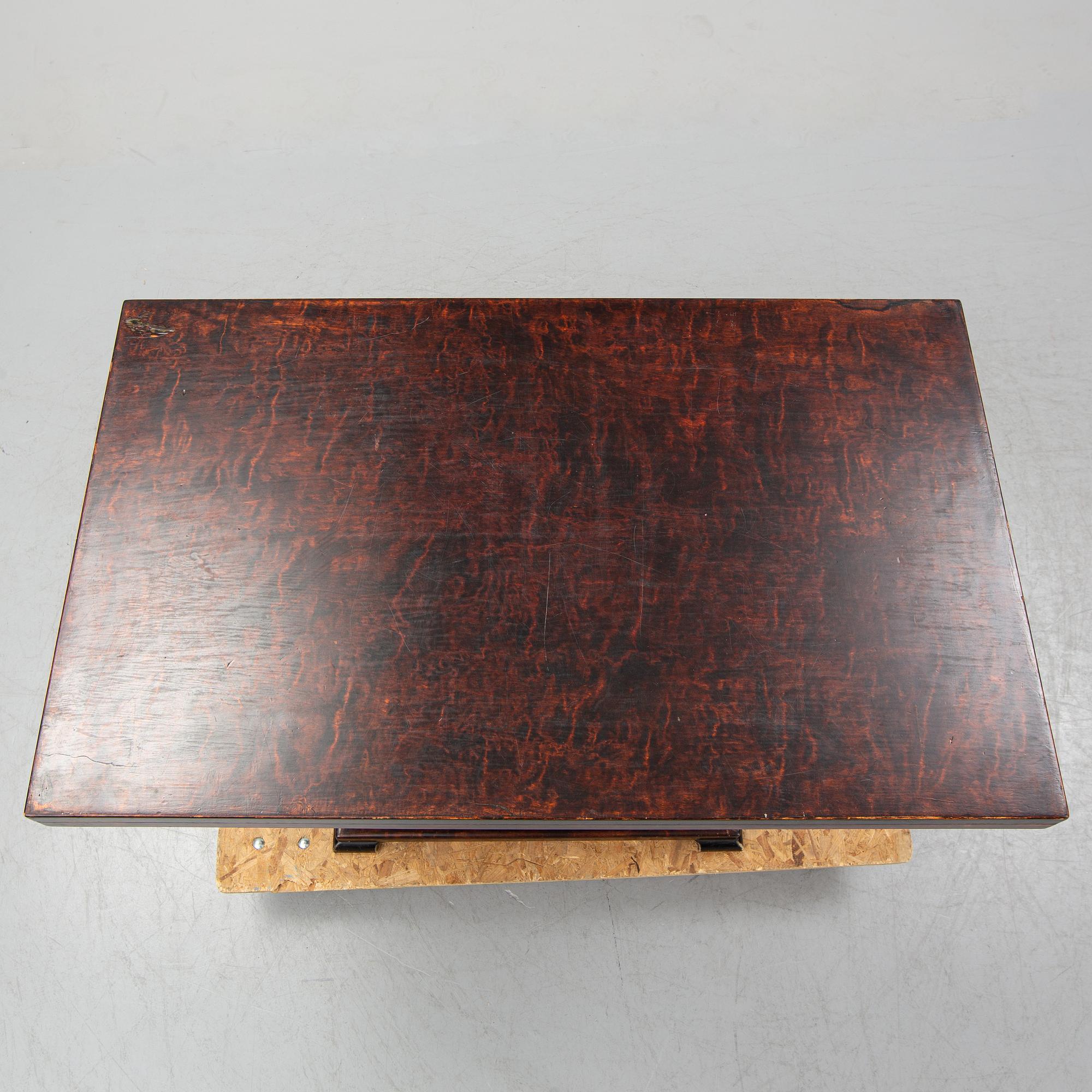 Otto Wretling, a 'Idealbordet' birch table, Umeå, 1930's.