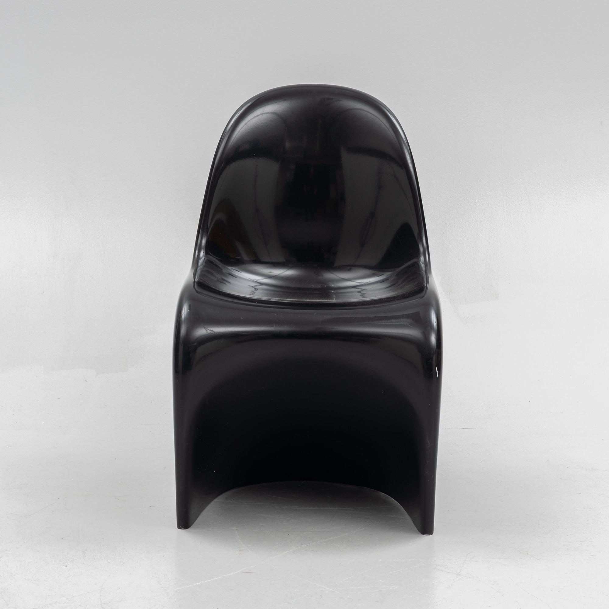 Verner Panton, a 'Panton Chair Classic', Vitra.