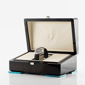Patek Philippe, Aquanaut, ca 2008.