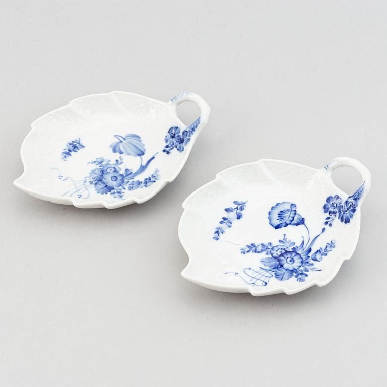 Royal Copenhagen, a part 'Blå Blomst' dinner service, Denmark (41 pieces).