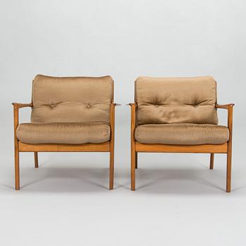 Folke Ohlsson, a pair of armchairs 'USA 75' Dux.