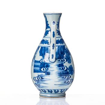 A blue and white Transition ewer, 17th Century.