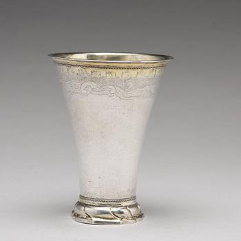 207. A Swedish 18th century parcel-gilt silver beaker, mark of Henrik Wittkopf, Stockholm 1761.