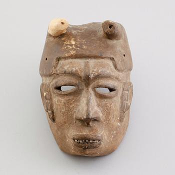 MASK, trä, sannolikt Afrika.