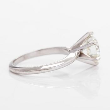 Ring, 14K white gold, set with a brilliant-cut diamond approximately 2.08 ct. Accompanied by EGL certificate.