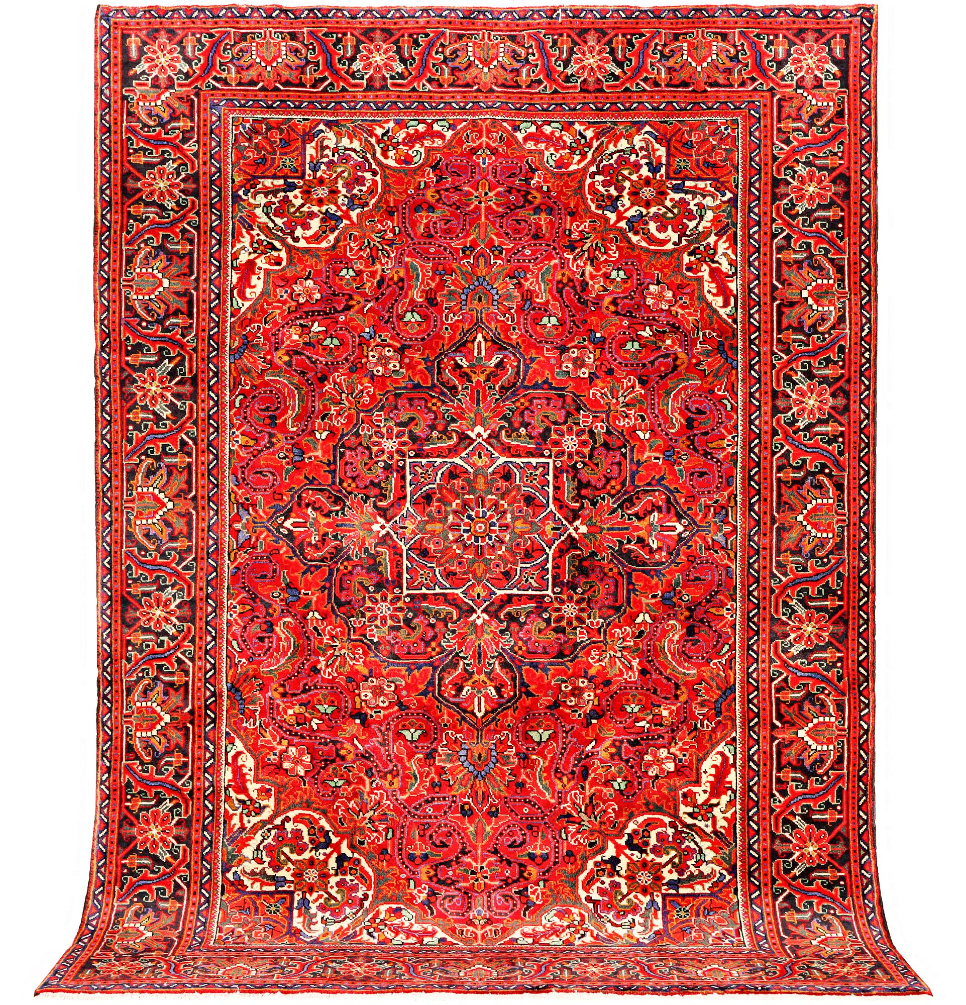 A Heris carpet, a. 295 x 207 cm.