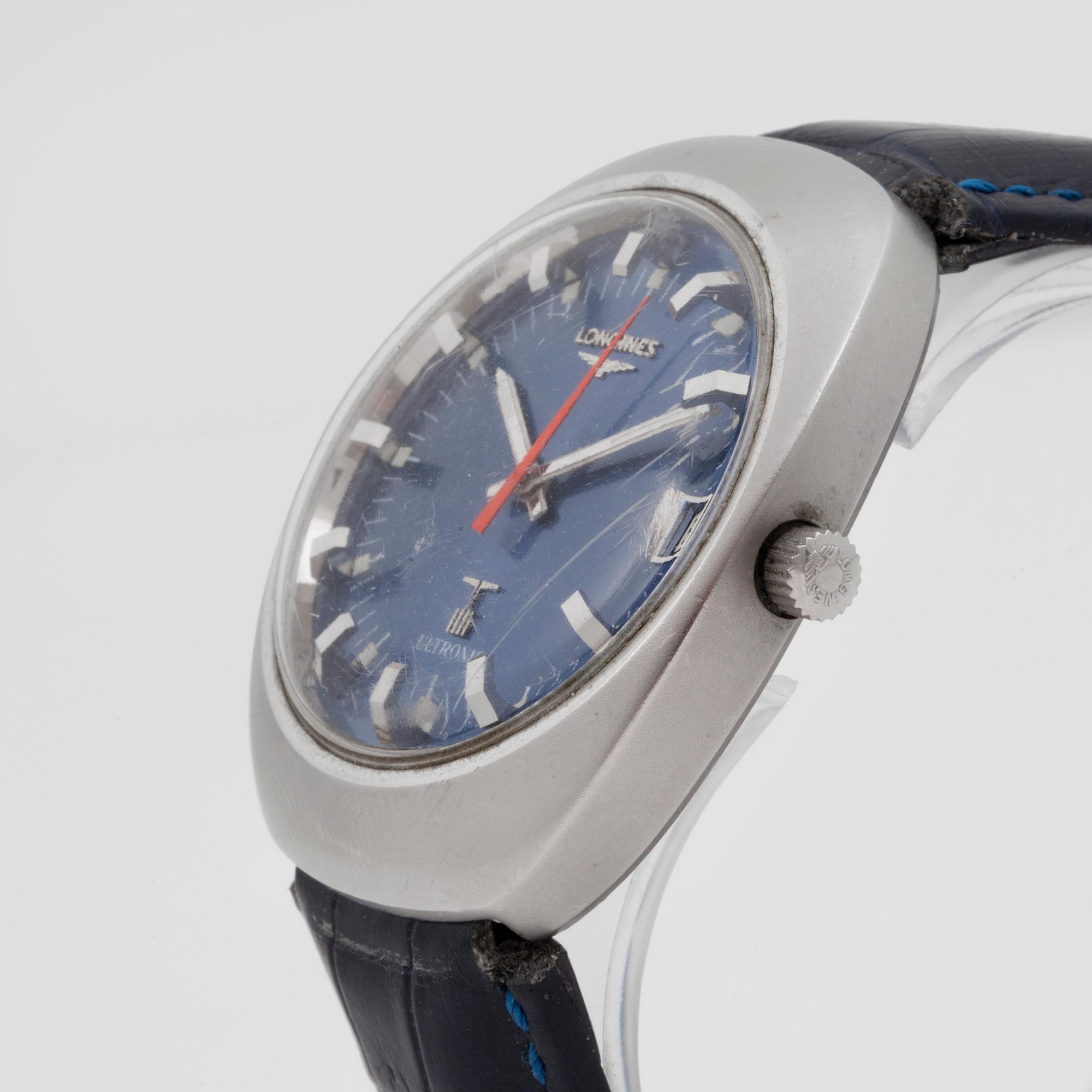 LONGINES, Ultronic, wristwatch, 37 x 44 mm,