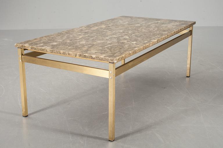 SOFFBORD, onyx. 1900-talets andra hälft.