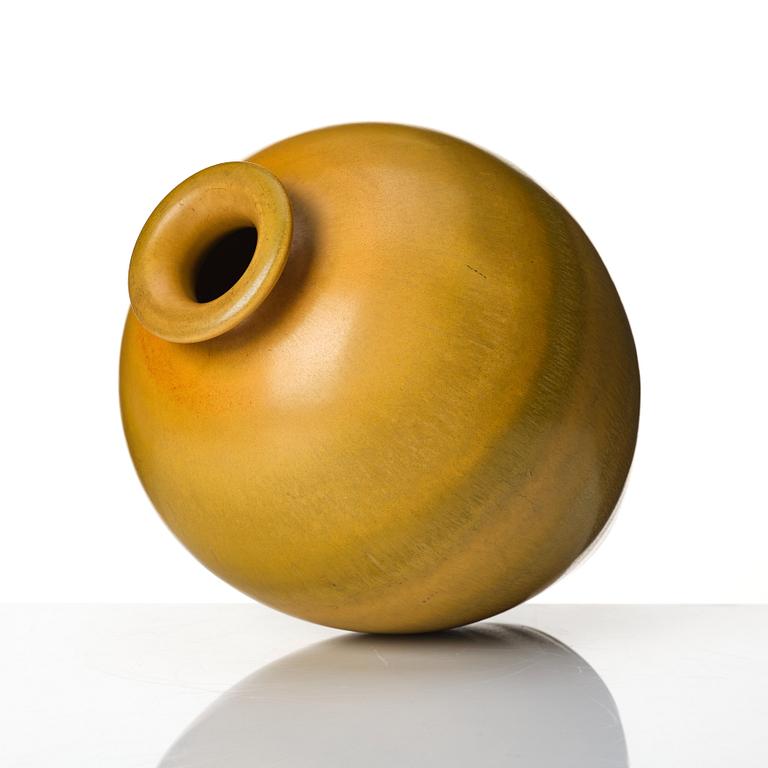 Berndt Friberg, a stoneware vase, Gustavsberg studio, Sweden 1967.