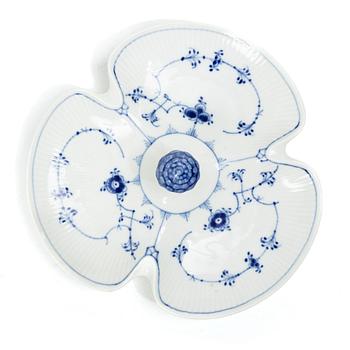 Royal Copenhagen, A 'Blue Fluted Plain' (Musselmalet riflet) porcelain cabaret dish, model 461, 1966.