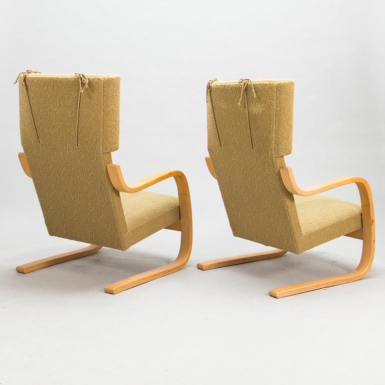 ALVAR AALTO, a pair of mid-20th-century '36/401' for Artek.