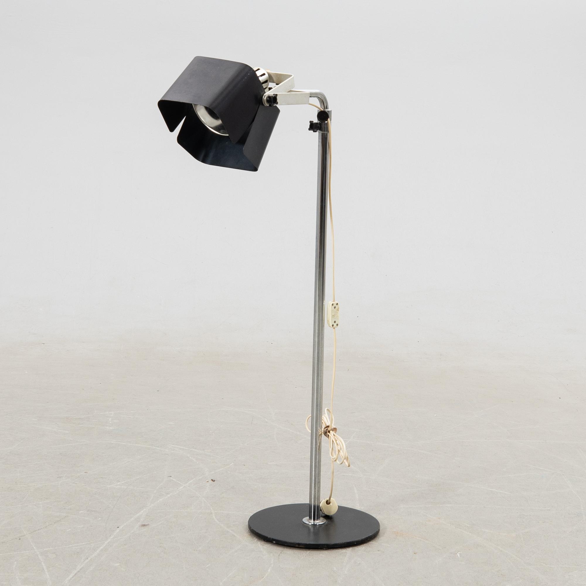 Yrjö Kukkapuro, floor lamp 100 G Haimi Finland 1970s.