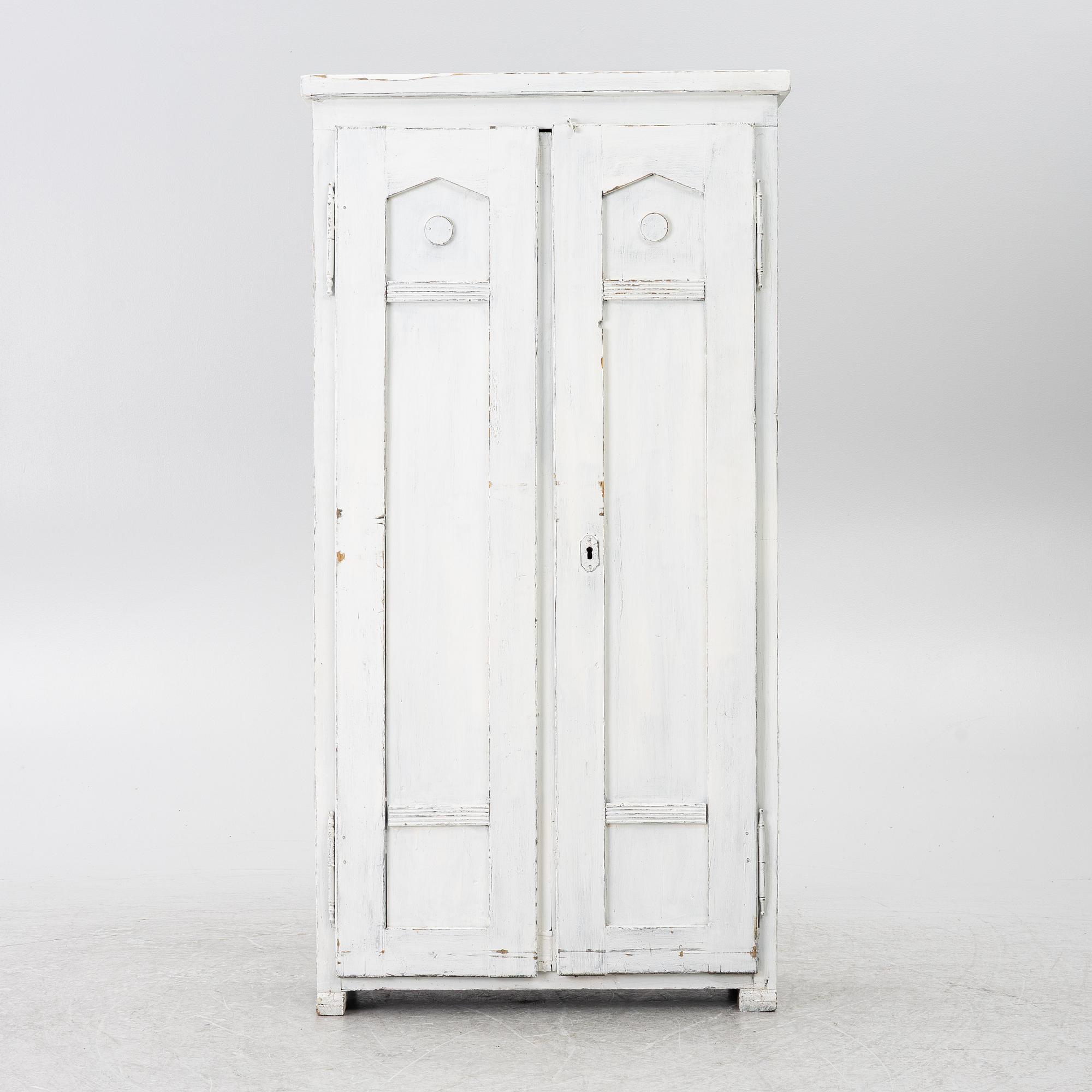 Cabinet around the year 1900-.