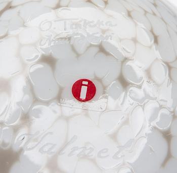 FIGURIINEJA, 2 kpl, lasia, signeerattu O. Toikka, Nuutajärvi, Finland.