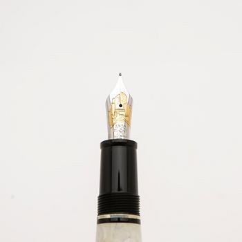 Montblanc, fountain pen, Writer's Edition, “F. Scott Fitzgerald”, Germany, 2002.