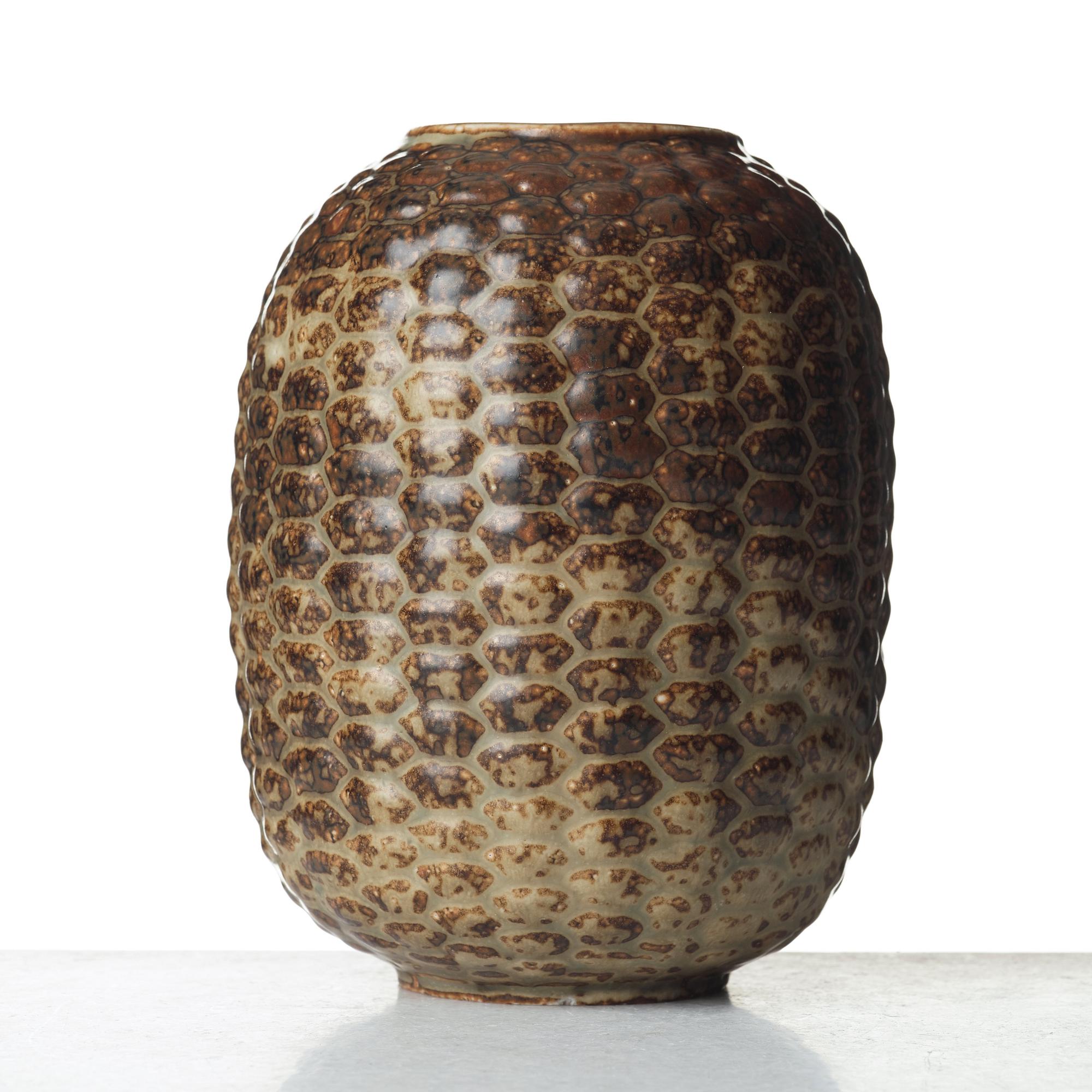 Axel Salto, vas, "knoppande stil", Royal Copenhagen, Danmark 1956.