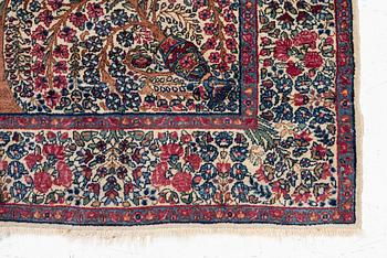 Rug, Kirman, approx. 225 x 140 cm.