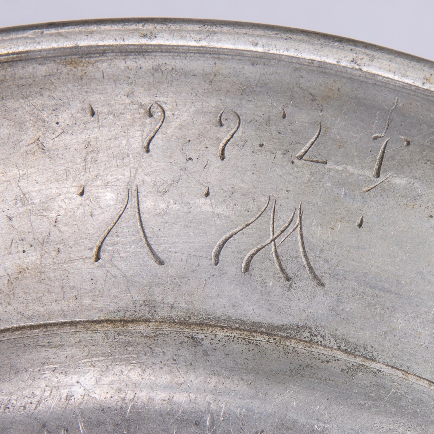 KANNA och FAT, tenn, 1800-talets första hälft och ca 1760-tal.