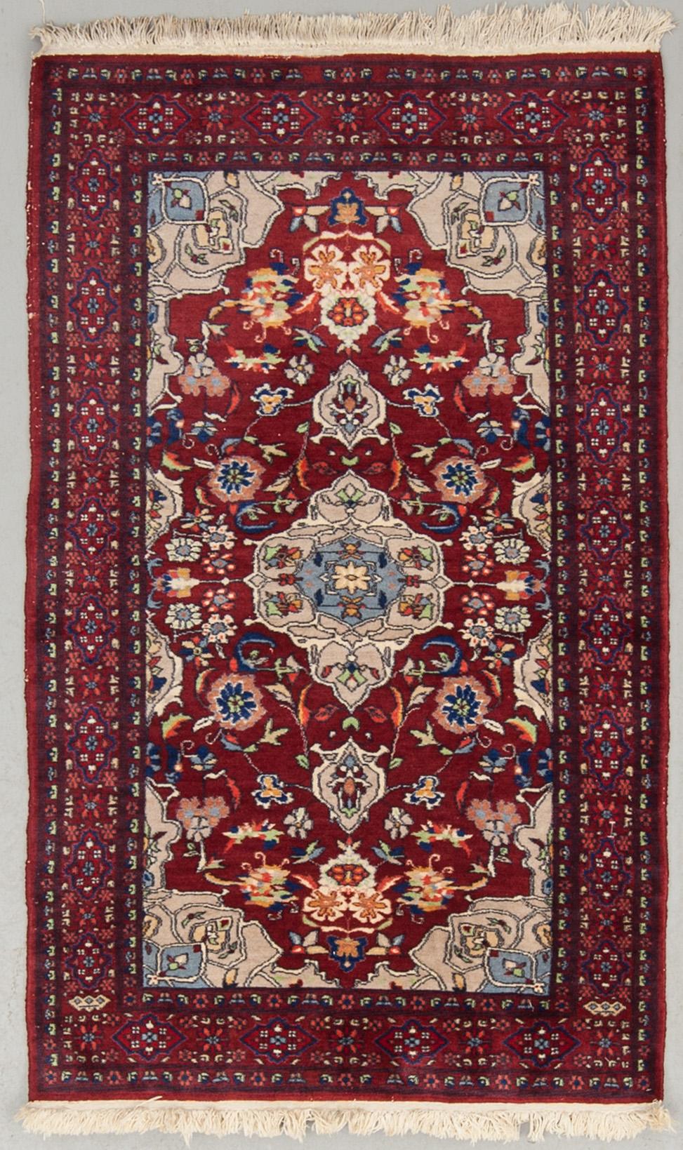 MATTA, old, orientalisk, ca 159 x 96 cm.