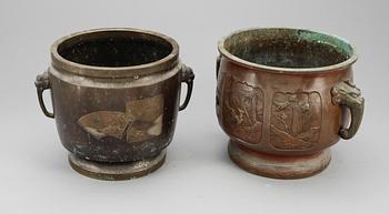 YTTERFODER, 2 st, brons Kina, 1900-tal.