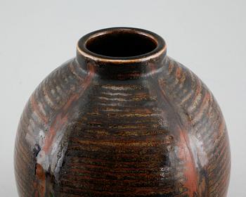 A unique Carl-Harry Stålhane vase in stoneware, Rörstrand, signed and dated -60.