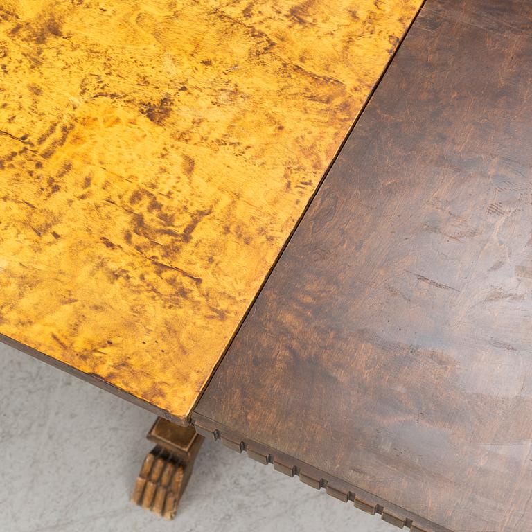 A dining table, Svenska Möbelfabrikerna Bodafors, 1920's/30's.