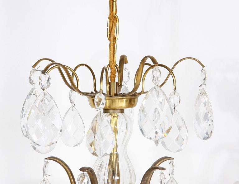 LJUSKRONA. Rokokostil. 5 ljusarmar, h 77.