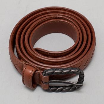 A Bottega Veneta leather belt.