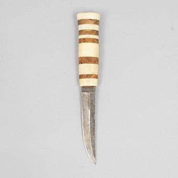 Sune Enoksson, reindeer horn knife, signed.