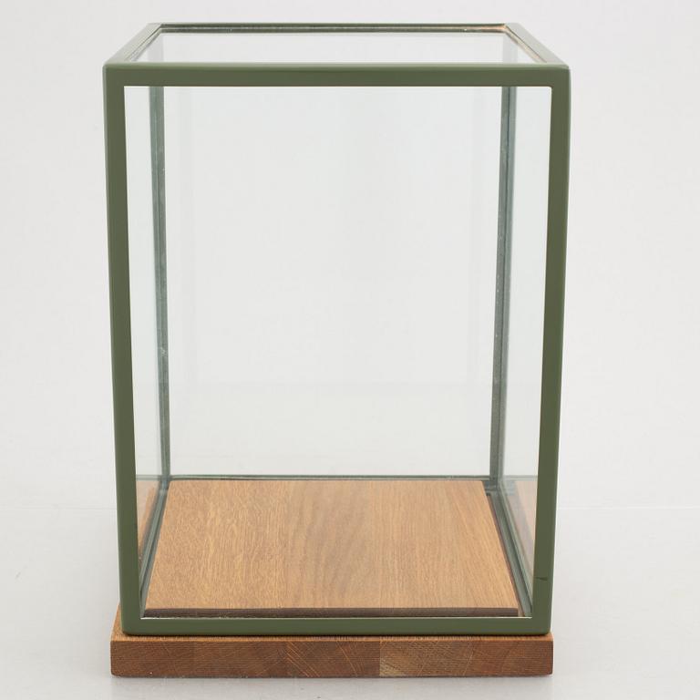 Eva Lilja Löwenhielm, two 'Kub' display cases, Asplund.