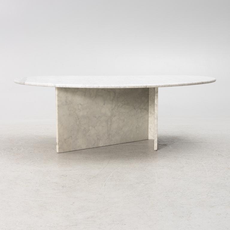 Coffee table, late 20th century.