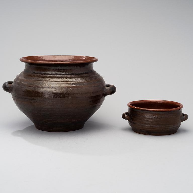 Redclay pot and 7 bowls by Erkki Stenius for Savitorppa 1970s.