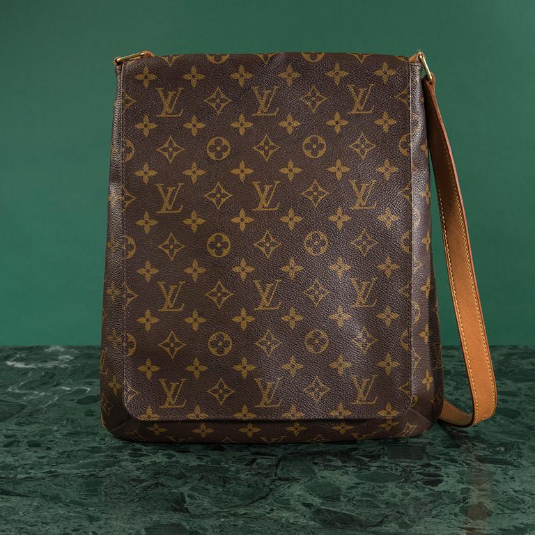 VÄSKA, "Messenger bag", Louis Vuitton.