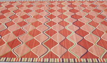 Barbro Nilsson, MATTO, "Rödspättan", flat weave, ca 313,5 x 203 cm, signed AB MMF BN.