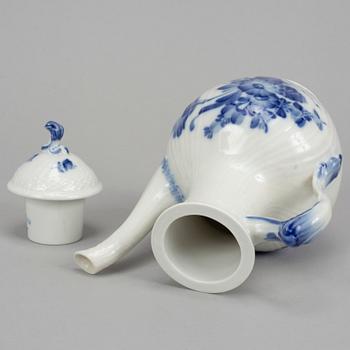 Royal Copenhagen, 28 pcs service.