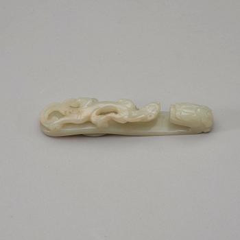 A nethrite belt hook, late Qing dynasty (1644-1912).