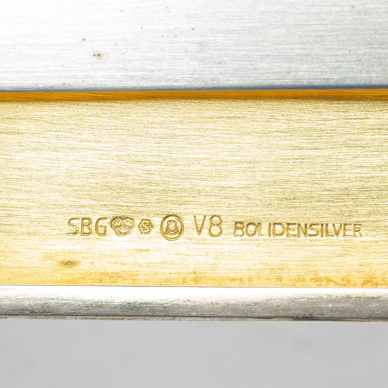 A pair of silver dishes, and a cigarette case, Sweden 1940s.