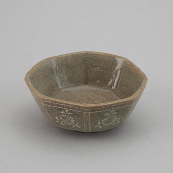 SKÅL, keramik. Sjöfynd. Korea, Koryo.
