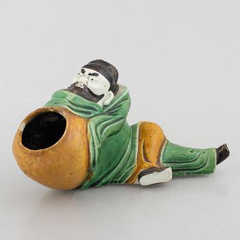 A Chinese "Li Taibo" biscuit porcelain brush washer, Qing dynasty, Kangxi (1662-1722).