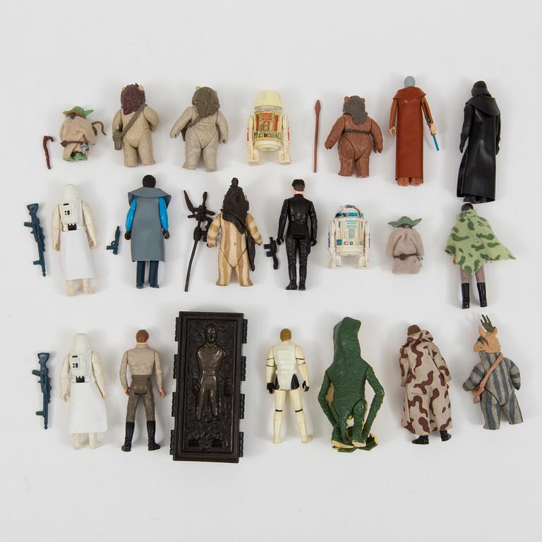 A lot of 39 Star Wars action figures by Kenner 1970/80s.