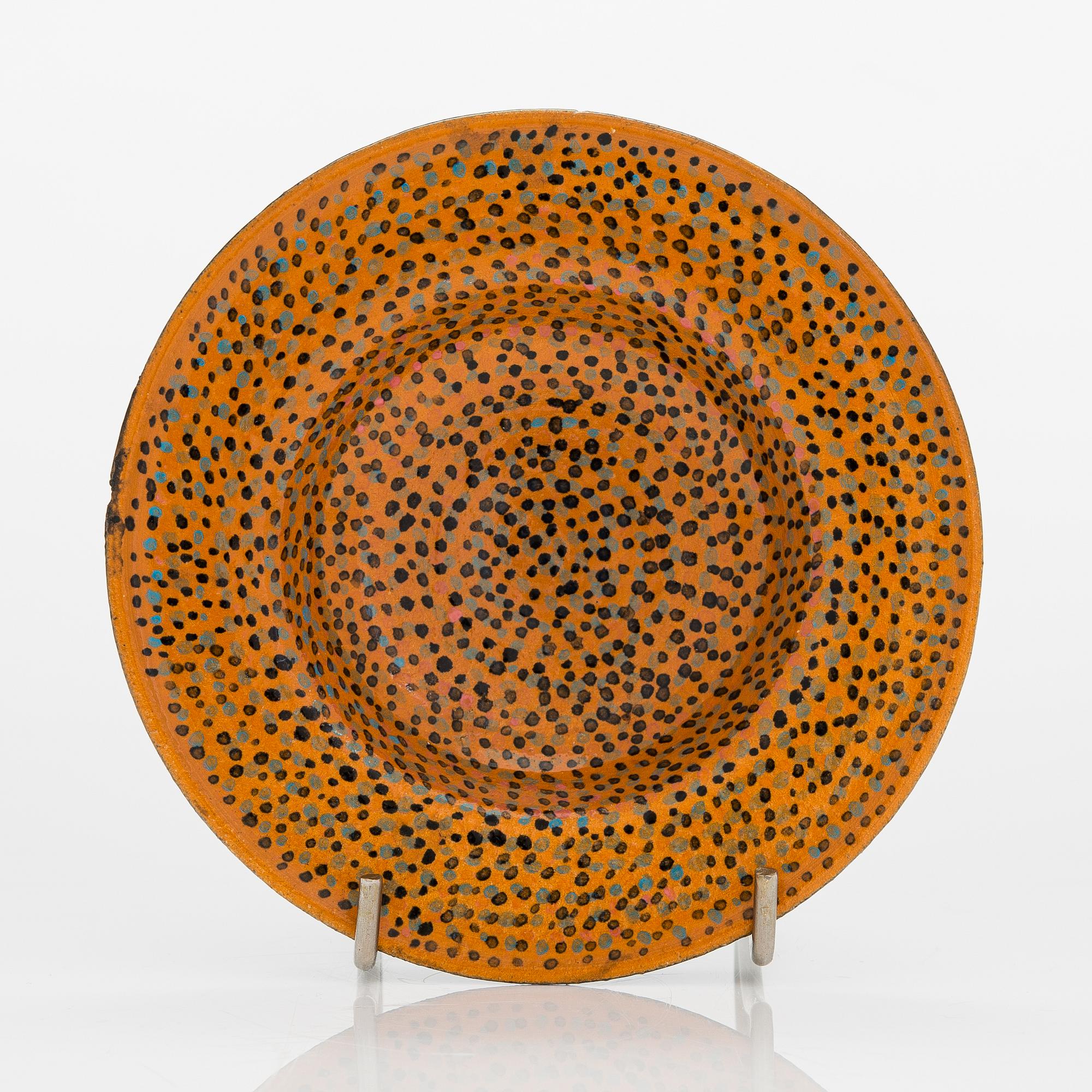 Birger Kaipiainen, a stoneware bowl signed Kaipiainen.